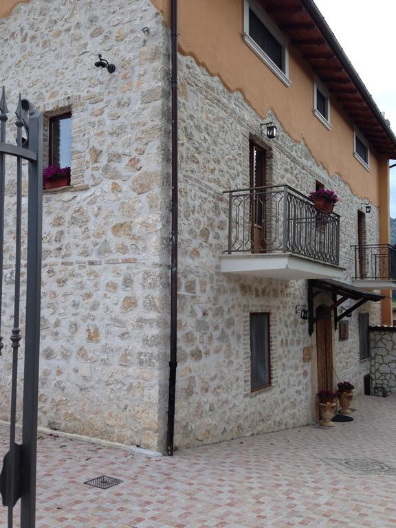 Agriturismo Capriccio Di Giove Cansano Exterior foto
